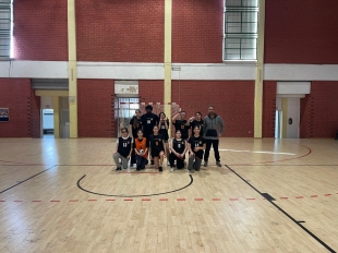 Handdball Girls 100
