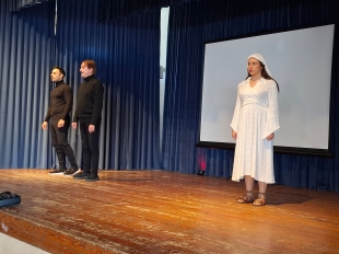 Theatro Iroes 102